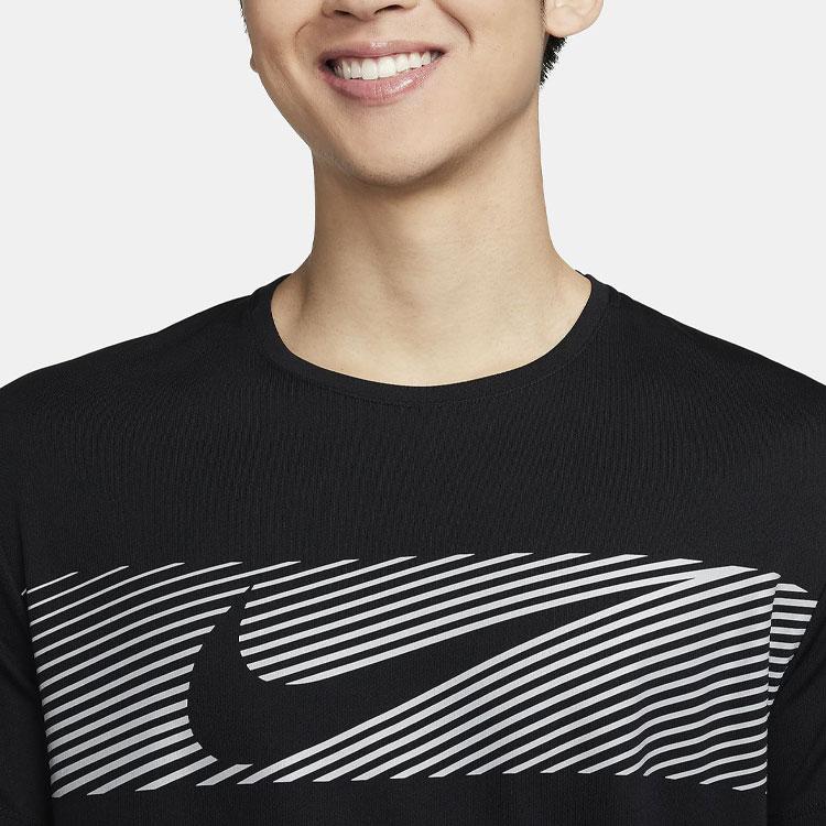 New Nike Dri Fit T Shirt Men's Black FN3052-010