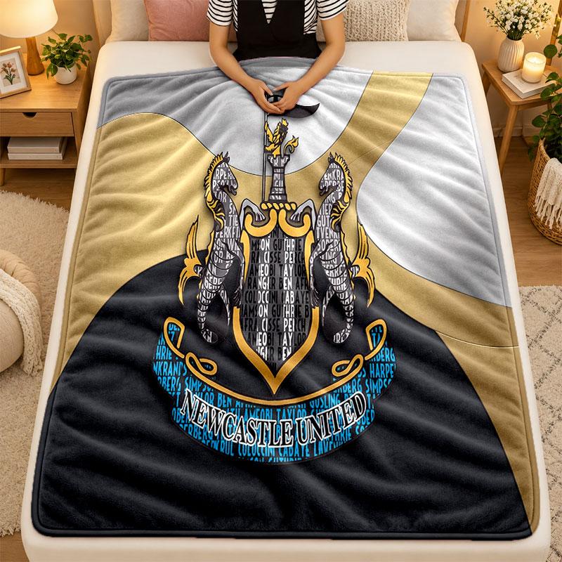 Flannel BlanketNewcastle United Football Warm Soft Throw Blanket for Indoor Sofa Bed Living Room Use