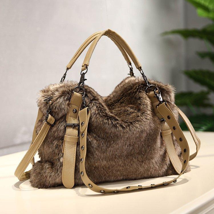 Fur bag velvet women's autumn and winter new hair bag trendy versatile handbag fashion shoulder bag messenger bag