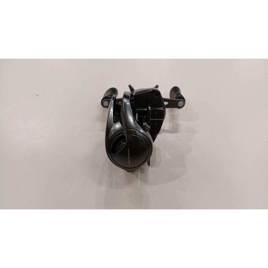 Used SHIMANO 20METANIUM bait reel