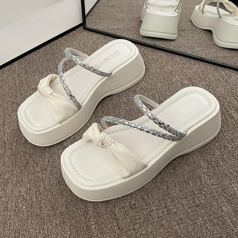 Модные пляжные туфли Домашние тапочки Тапочки на платформе Женские шлепанцы Сабо Натуральная кожа 2025 Женская обувь из натуральной кожи Женские тапочки