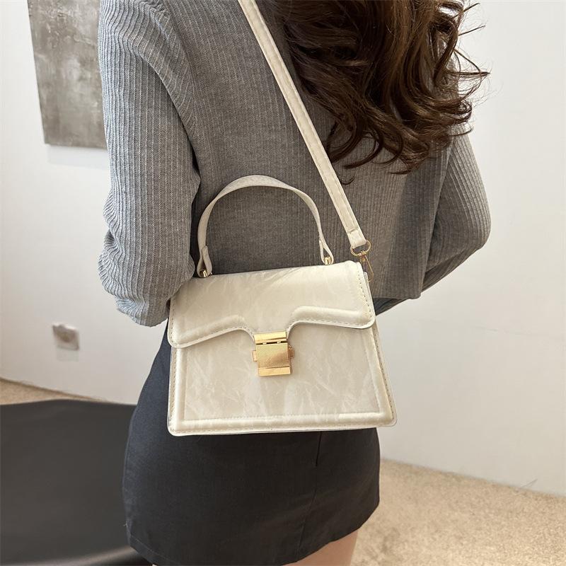 Popular Simple Underarm Bag for Women In Summer New Fashion Korean Style Small Square Bag Fashionable One-shoulder Hand Bag