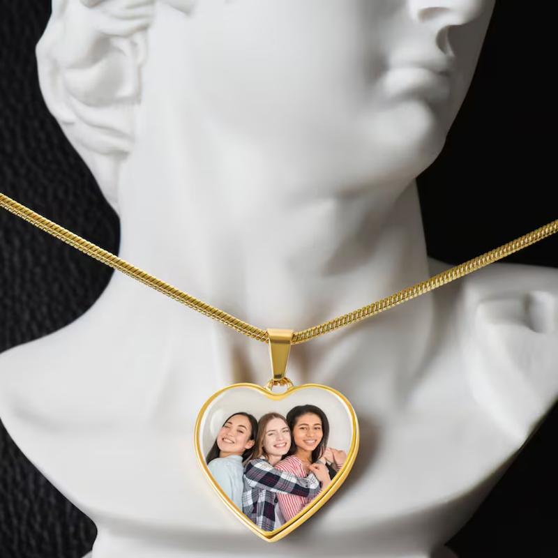 Amaxer Personalized Heart Color Photo Necklace Custom Picture Text Engraving Round Shape Stainless Steel Pendant Jewelry Gift
