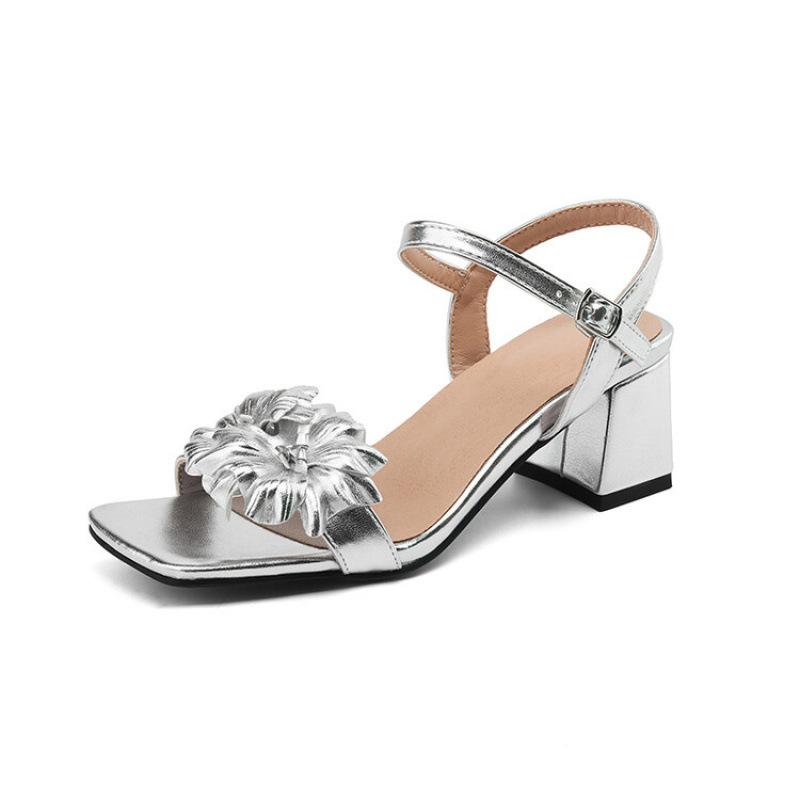 Летние женские сандалии на среднем каблуке, размер, пряжка, повседневные, серебристые, резиновая мягкая подошва, женская обувь, новые сандалии с перемычкой, женские