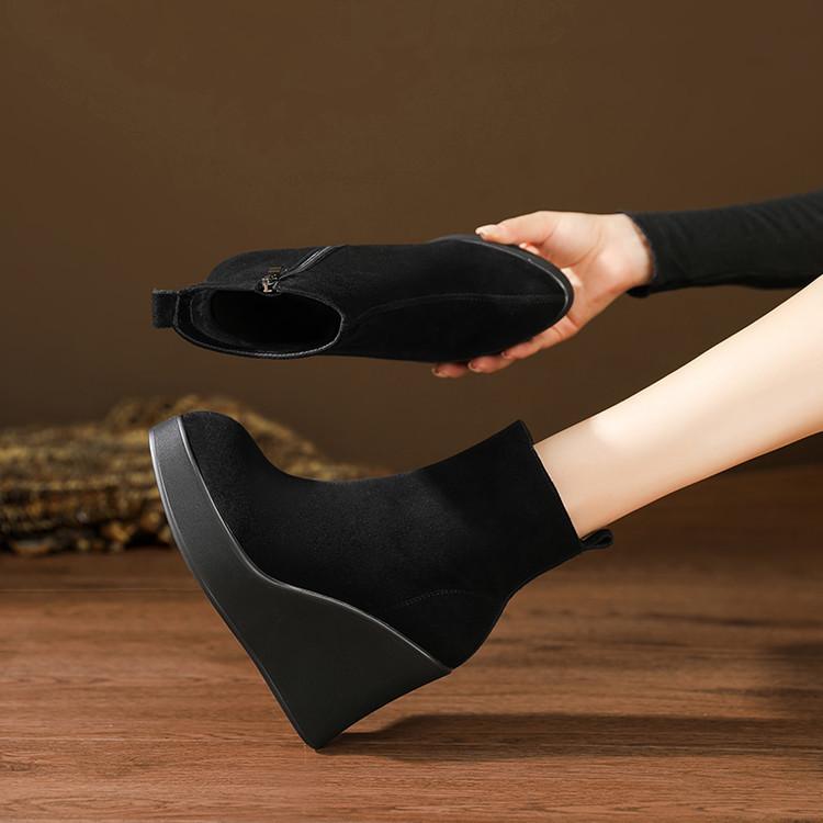 Короткие ботинки на кожаной танкетке 10 см, новая модель осень-зима 2025, маленькая толстая подошва, боковая молния, супервысокий каблук, остроносые тонкие ботинки