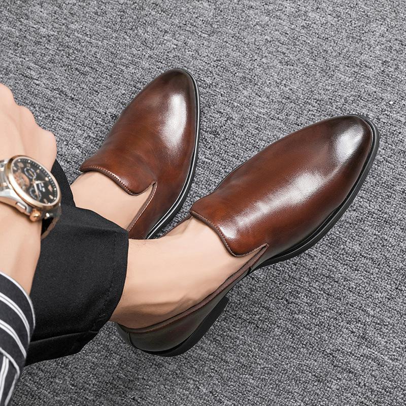 Новые летние стильные кожаные мокасины 2024 года для мужчин, туфли с острым носком, черные, коричневые, удобные мужские мокасины