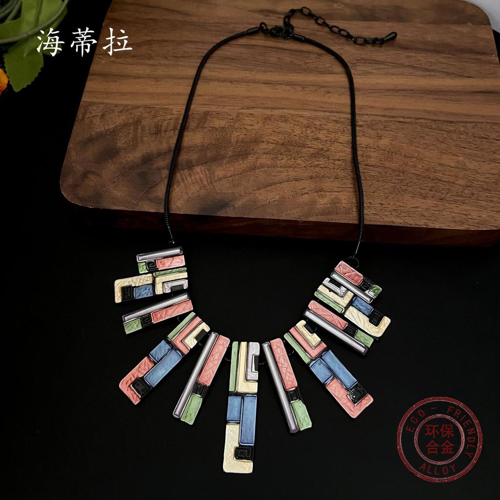 Новое цветное ожерелье с нерегулярным тотемом, богемное ожерелье-тотем для банкета для леди