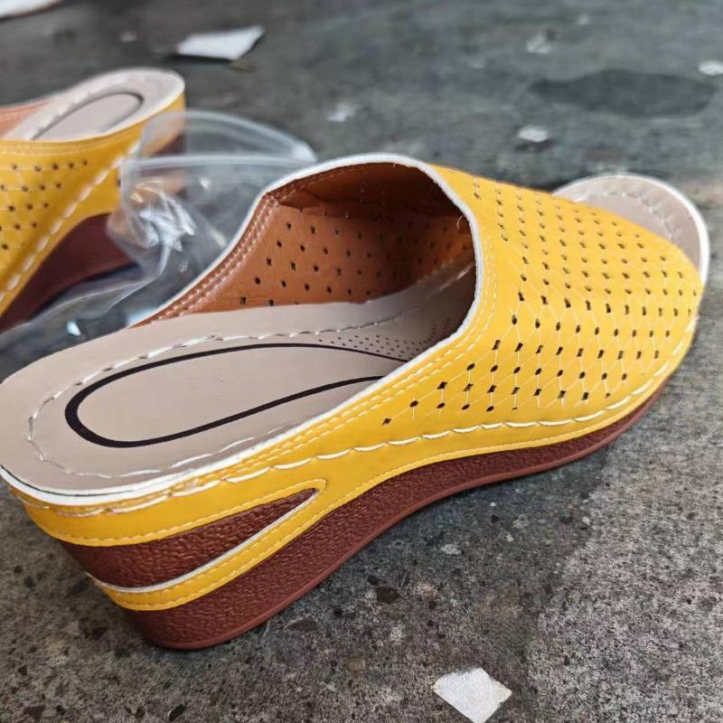 Women's Wedge Heel Thick Bottom Slippers Large Solid Fish Mouth Wedge Heel Elevated Casual Slippers