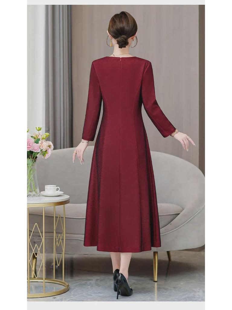 Elegant Beaded Wine Red Mother-in-Law Wedding Dress for Autumn/Winter 2024