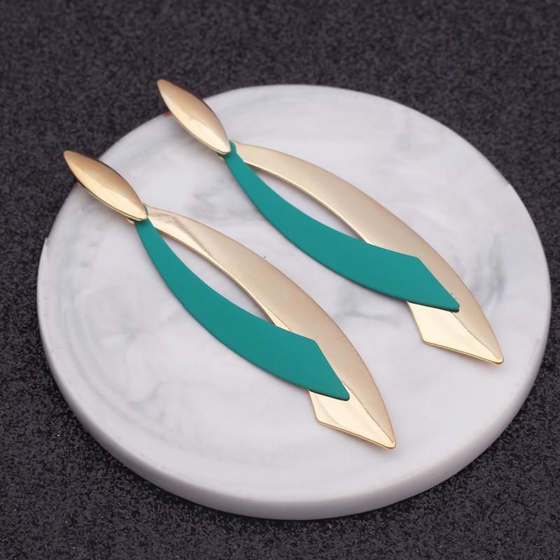 Рождественские серьги-капли для женщин, длинные стильные простые универсальные персонализированные ювелирные изделия в европейском и американском стиле для женщин, подарок