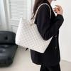Casual Chain Tote Bag Winter New Bag Women's Diamond Handbag Trendy Fashion Shoulder Bag Women's Bag