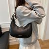 2025 New Simple and Versatile Going Out Crossbody Large-capacity Crescent Bag Niche Design Soft Shoulder Underarm Bag Women