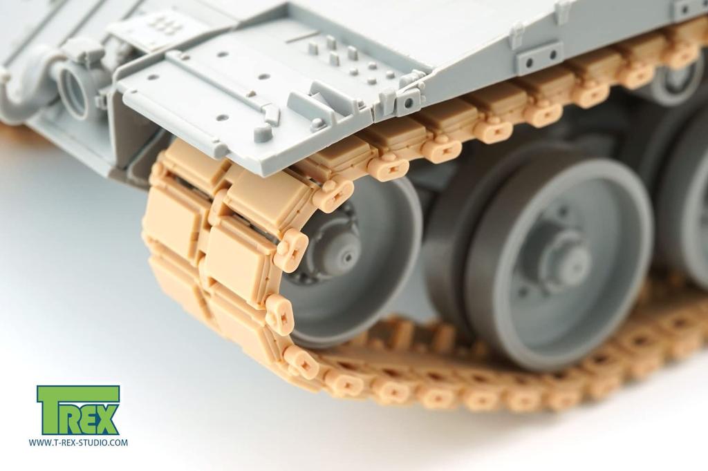 T-Rex Studio 1/35 Танк Leopard 2 Подвижные гусеницы Пластиковые детали модели TR85033 Цветная отливка