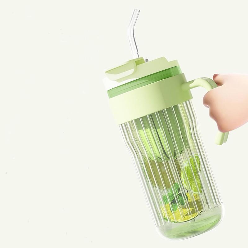 Ribbed Glass Mug with Straw and Strainer Closure 550 Pink