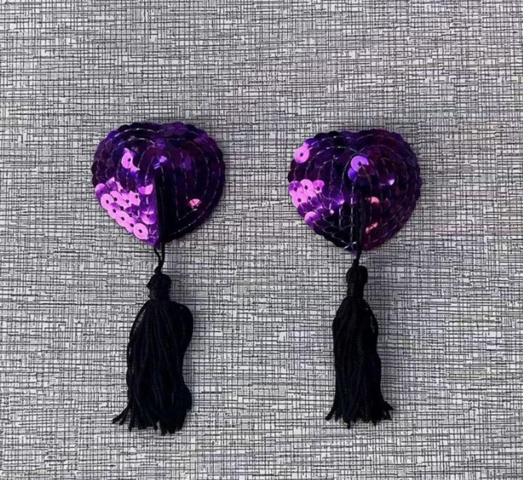 Секс-продукт Пайетки Накладки на соски для женщин Нижнее белье Длинная кисточка Грудь Бюстгальтер Пастилки Наклейки Самоклеящиеся Форма сердца Наклейки на грудь