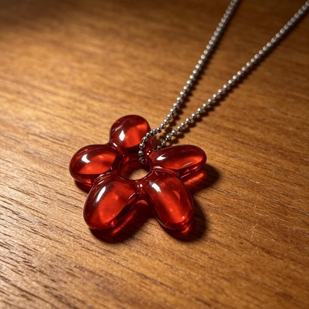 Sweet Petal Pendant Necklace Resin Sweater Necklace Personality Beaded Chain Necklace Women