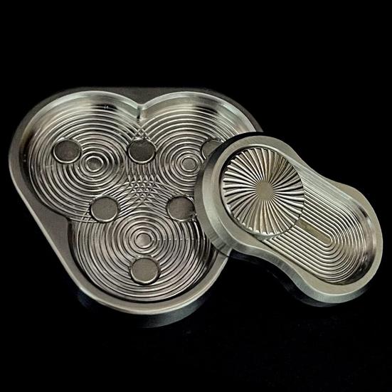 Снятие стресса Эргономичный Забавный Нескользящий Треугольный Вращающийся Слайдер Спиннер Игрушка