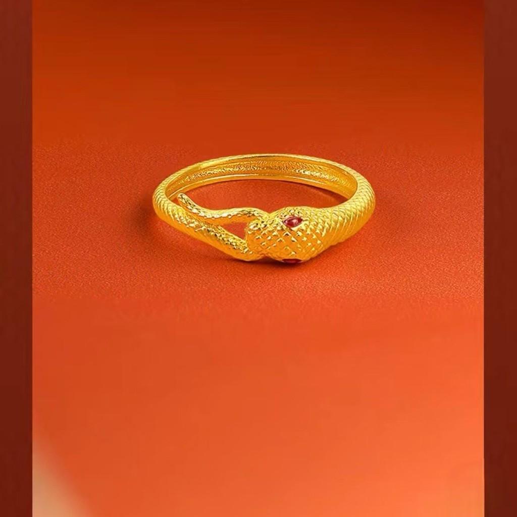 Eyecatching Snake Gold Ring For Men Featuring Dazzling Diamonds And Elements Zodiac