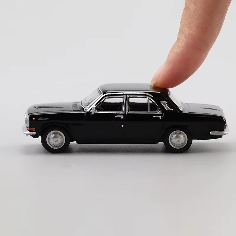 Перка 1:Масштаб 1:64 Модель автомобиля ГАЗ-24 Волга из сплава Украшение Сувенир Дисплей Коллекция Хобби Подарок