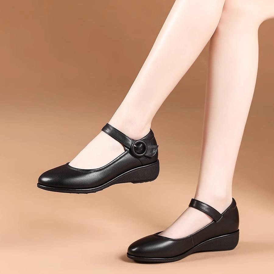 Туфли Мэри Джейн на танкетке, маленькие кожаные туфли, новые весенне-осенние, с круглым носком, на низком каблуке, на ремешке, с открытым верхом, одинарные туфли, удобные туфли для мамы
