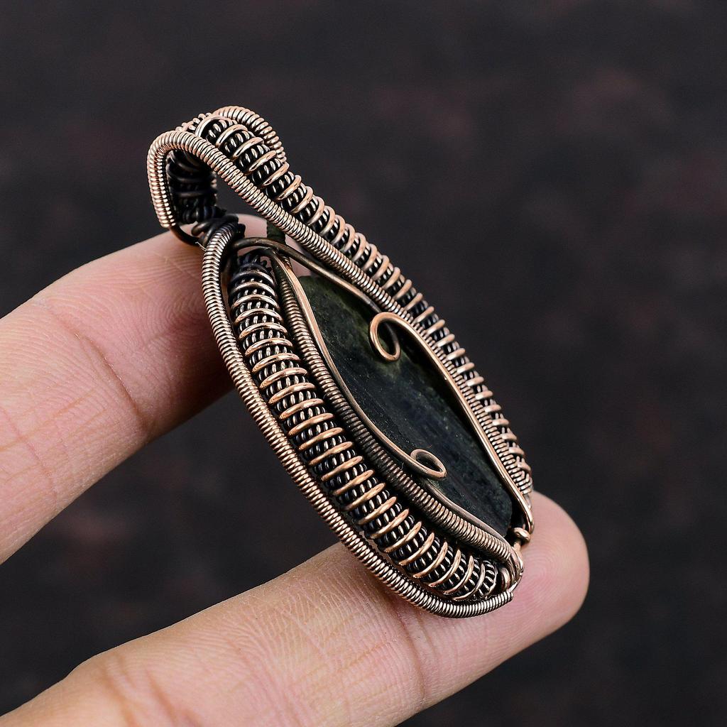 Черный турмалин грубый кулон медная проволока обернутая подвеска красивые медные украшения ручной работы проволочная обертка ювелирные изделия подарок для него драгоценный камень кулон