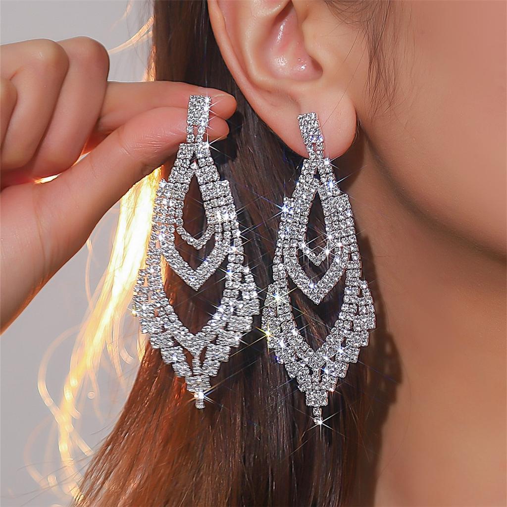 Temperament Luxury Long Leaf Earrings Shiny Diamond Earrings Elegant Trend Earrings Jewelry Women's Earrings