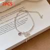 Романтичные розовые кристальные сердечки Браслеты-бэнглы Для женщин Серебристый цвет Маленькие квадратные бусины Браслет с бантом Ювелирный подарок для лучшего друга