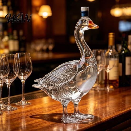Bar Cabinet Decoration 3D Animal Whiskey Decanter, 350ml Decorative Bottle, Glass Bird Liquor Display Bottle Artistic Decanter for Wine Spirits