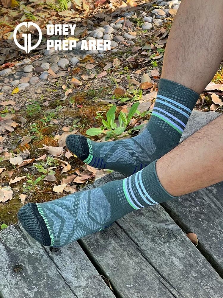 Outdoor Merino Wool Sports Socks, Merino Wool Hiking and Mountaineering Breathable Sweat-Absorbent Spring and Summer Anti-Odor Socks
