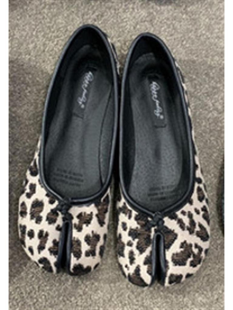 Туфли-бобы женские 2021 лето плоская подошва с разрезом на пальце и дизайном с пряжкой 'horsebit'