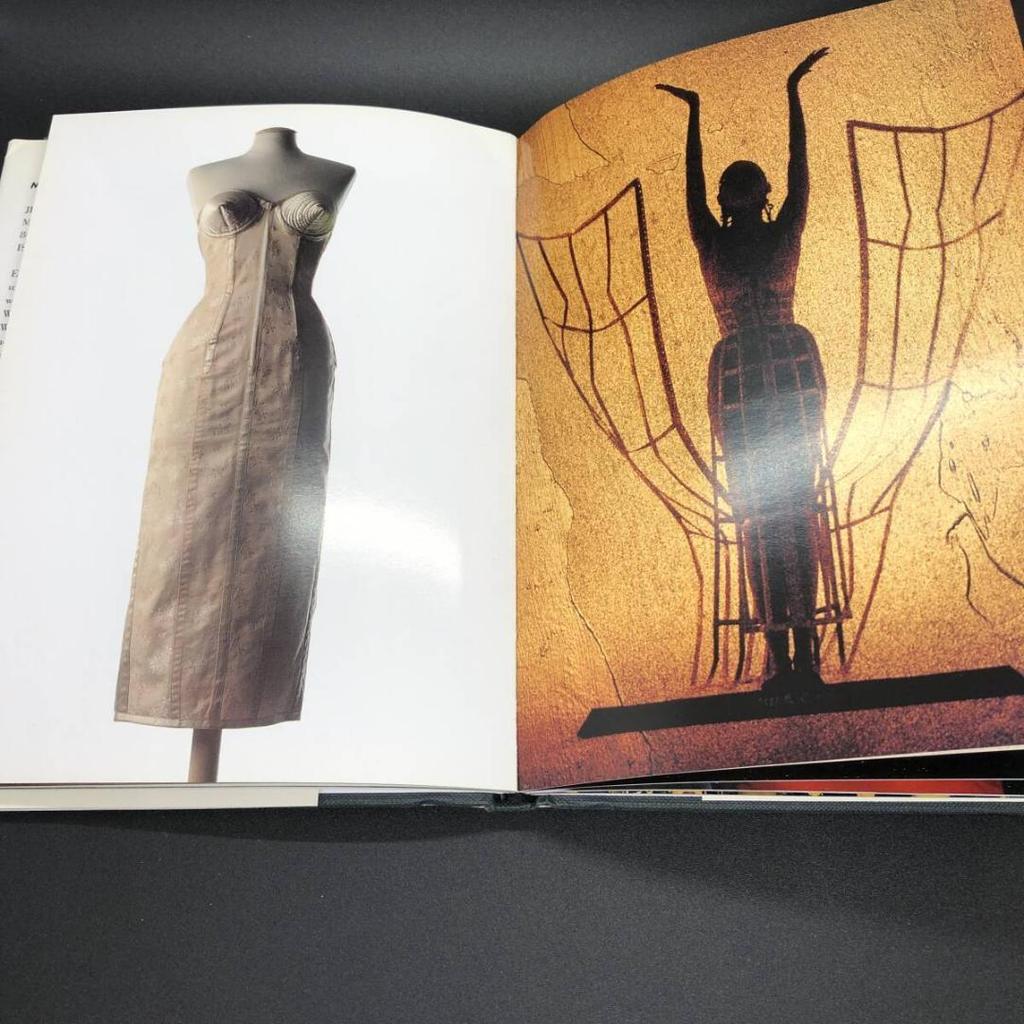 [Б/У] Jean Paul Gaultier GAULTIER Фотокнига Маг моды Немецкий