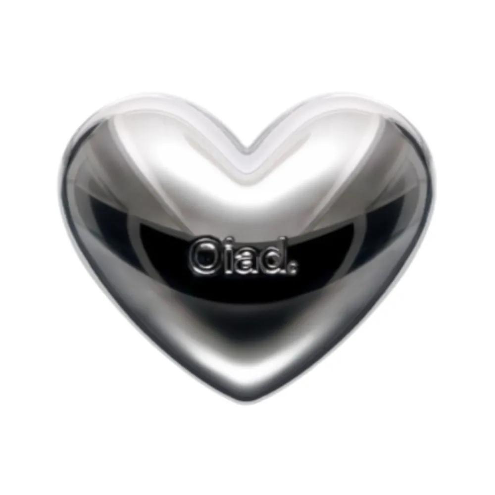 Oiad Silver Purse Mute Cream Lip & Cheek 12 Muve Plum