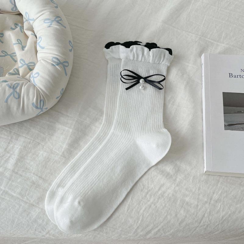 Ladies Spring and Summer Thin Sweet Three Dimensional Flower Solid Color Curled Edge Bow Pile Socks