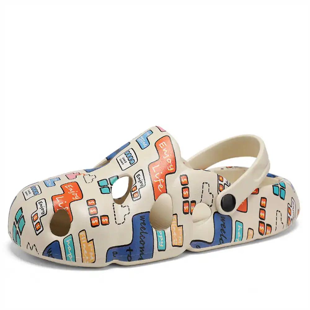 Мода Противоскользящие Медсестра Мужские Новые Туфли Кроссовки Тапочки Комнатные Тапочки Сандалии для Ванной Спорт 2025г Тени Интересные