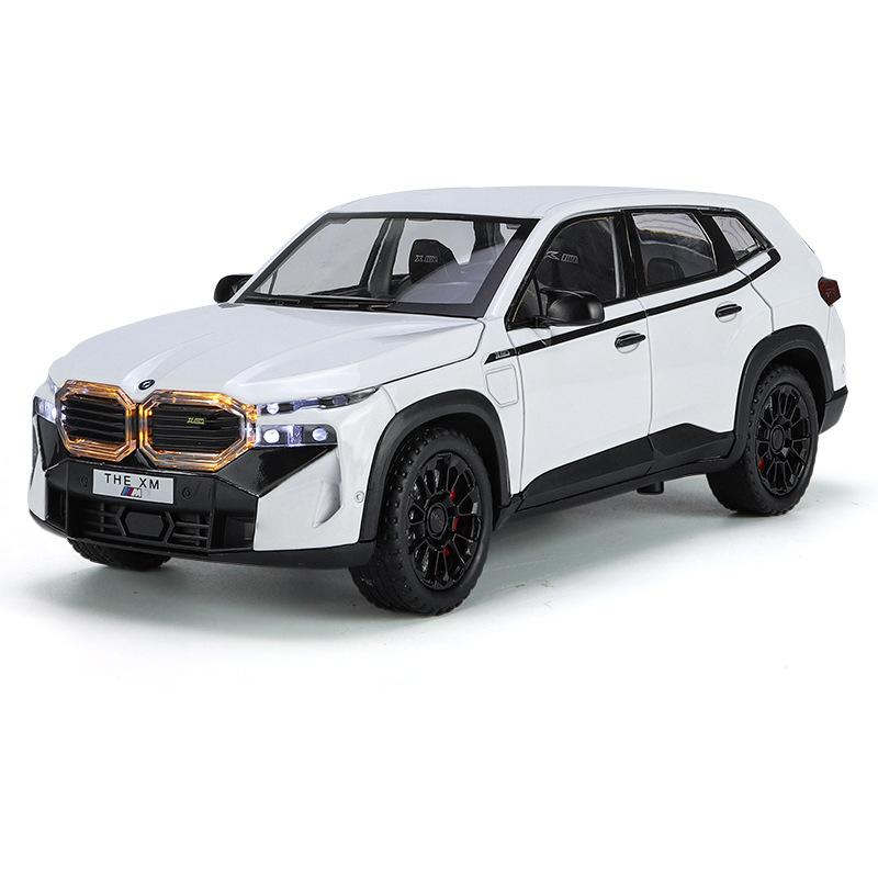 1/24 BMW THE XM Alloy Car Model Toy Metal Die Cast Off-Road Vehicle Sound Light Pullback Function SUV Car Boy Gift