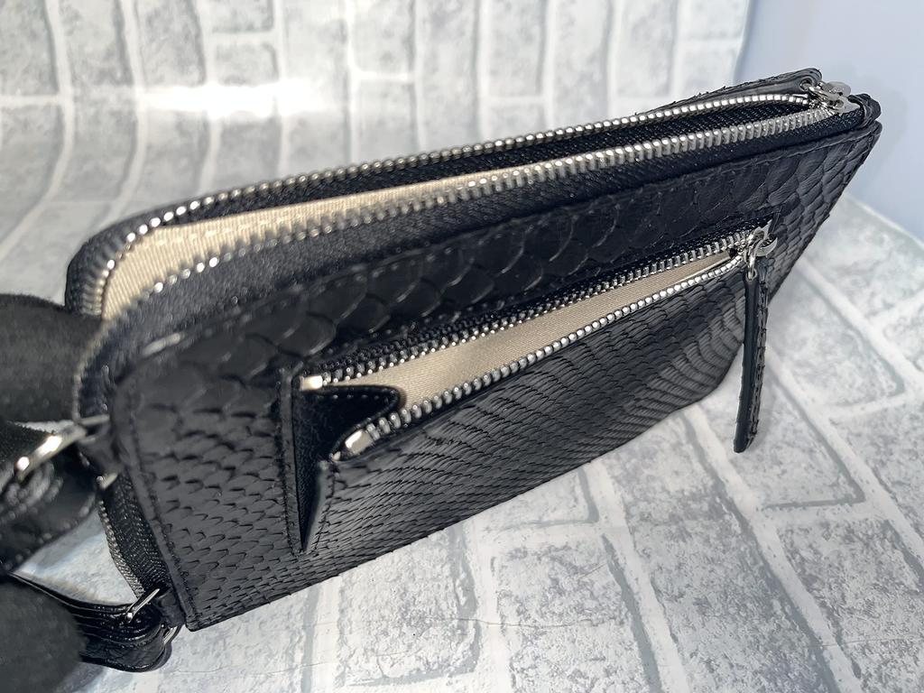 Smartphone Shoulder Pochette with Wallet Function Travel Pochette 3WAY Vertical Python Genuine Leather Snakeskin Snakeskin Snakeskin Smartphone