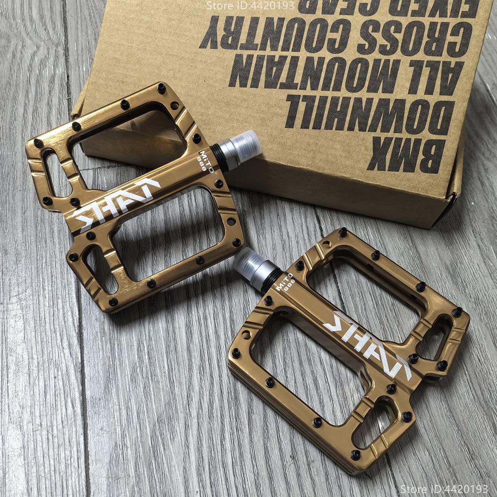 New Mountain Bike Pedals CNC Aluminum Alloy Polished Hollow Flat 3 Bearings Non-slip Bicycle Pedals