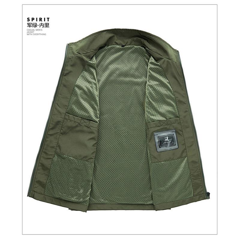 Loose Large Size Multi Pocket Casual Vest Mens Fashion Sleeveless Outerwear Top for Spring Autumn Daily Wear Outing