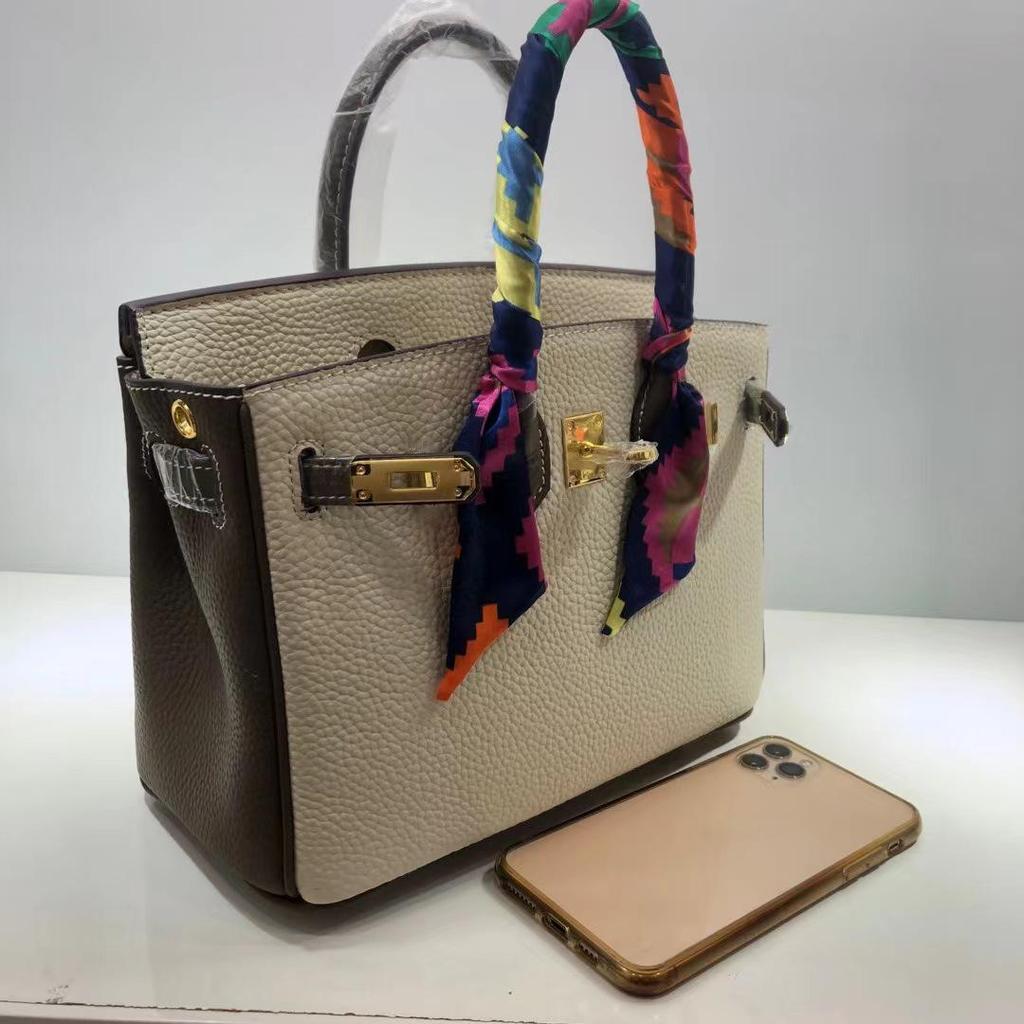 Сумка на плечо из коровьей кожи Colorblock Platinum Lychee Grain 2024 года — повседневная сумка для поездок на работу