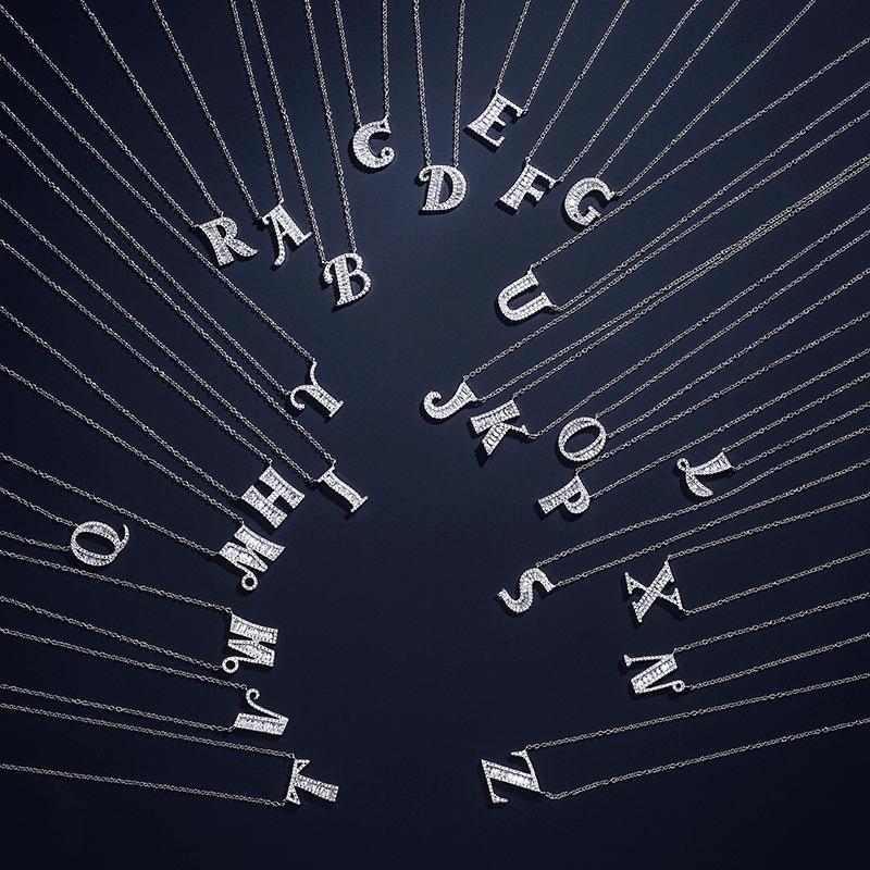 WWJ Элегантное ожерелье с подвеской из блестящего кубического циркония 26 инициалов и букв имени