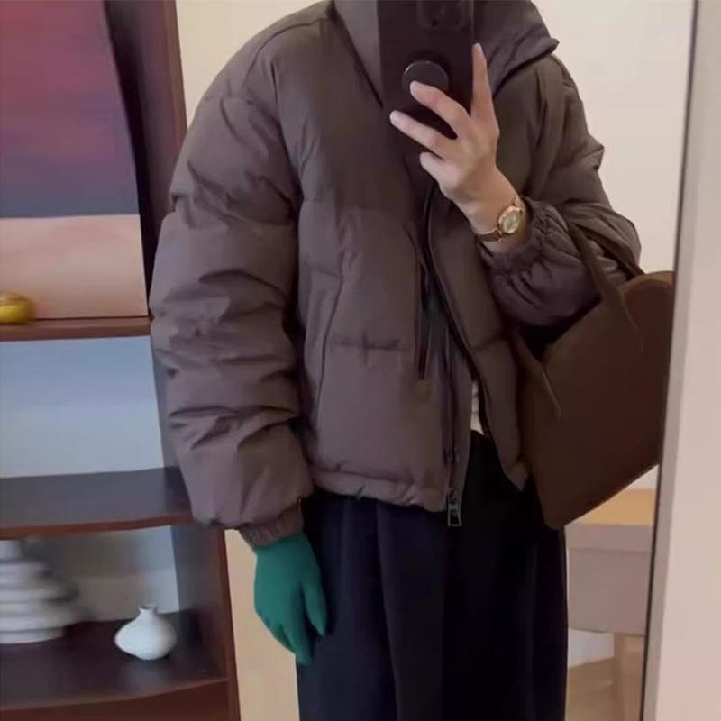 Повседневная короткая куртка-пуховик женская зимняя утолщенная свободная модель воротник-стойка маленькая куртка-хлеб теплая куртка