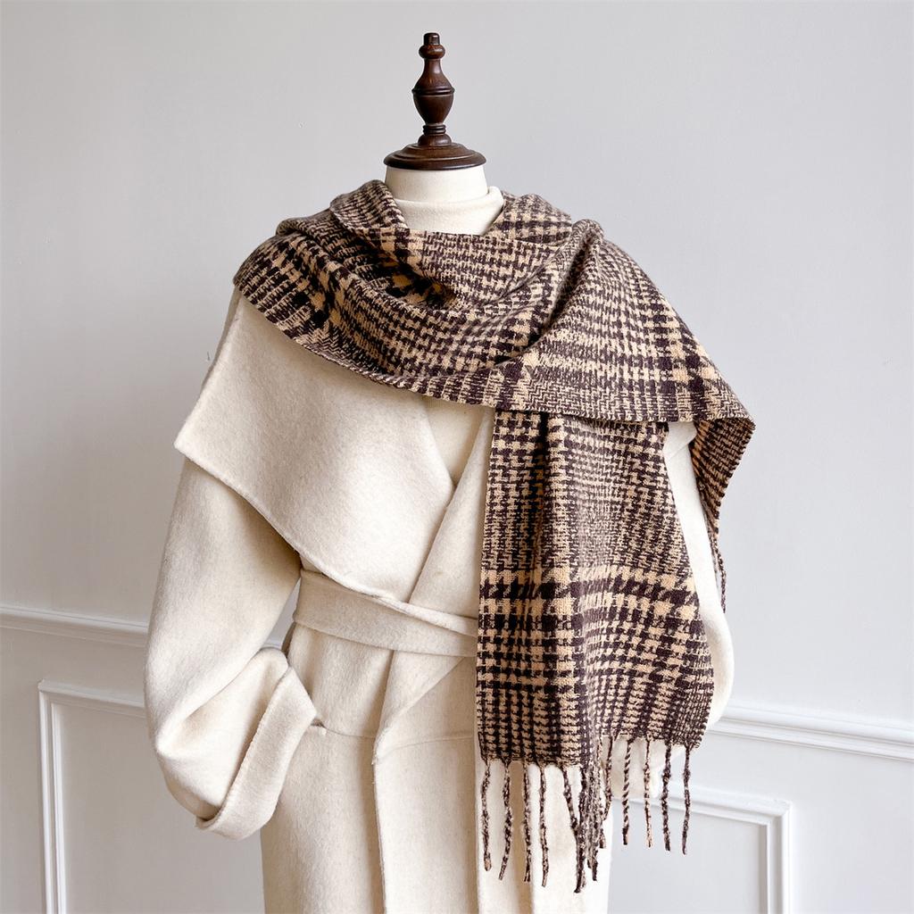 White Plaid Polyester Fringed Scarf Female Autumn And Winter Couple Warm Versatile Skin-Friendly Atmosphere Scarf