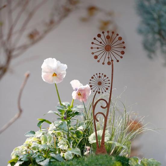 Rusty Dandelion Stake Metal Flower Garden Stake Yard Decoration Outdoor Decor Dandelion Stake for Courtyard Lawn Pathway