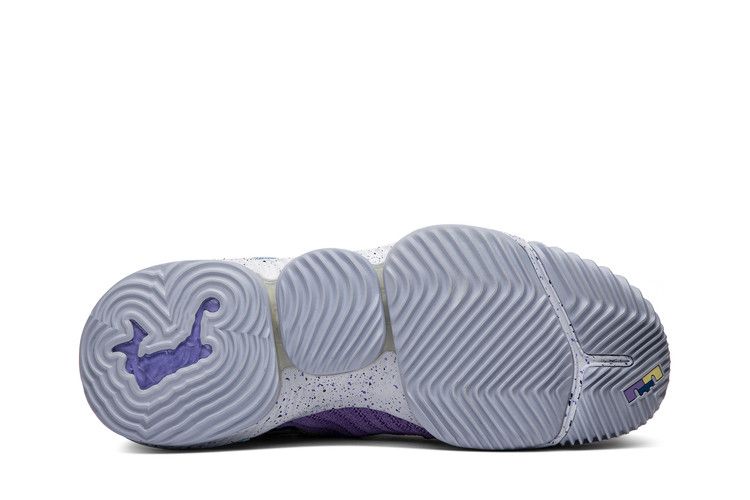 Nike LeBron 16 Lakers Championships