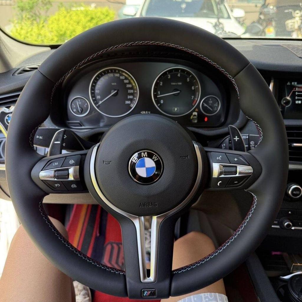 TLOO9 4PCS Car Steering Wheel Hub Caps Center Emblem Badge Sticker DIY Decorative Sticker For BMW M E39 E38 E90 E60 F30 F20 X1 X3 X5