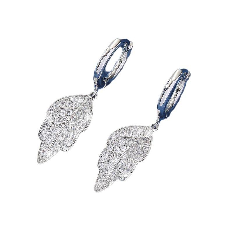 GemChic женские серьги-гвоздики Superflash циркониевые серьги в форме листьев модные крутые серьги-капли на день рождения, Рождество, ювелирные изделия, подарок