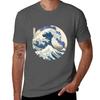 Great Wave Off Kanagawa Erupting Tshirt Classic Crew Neck Cotton Tshirt