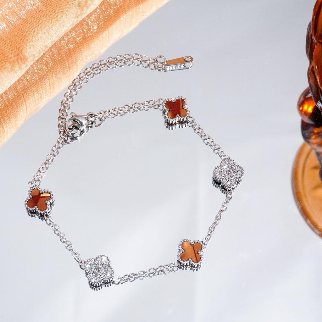 9Mm four-leaf clover bracelet light luxury high-end women's niche popular jewelry accessories bracelet with diamond hand jewelry
