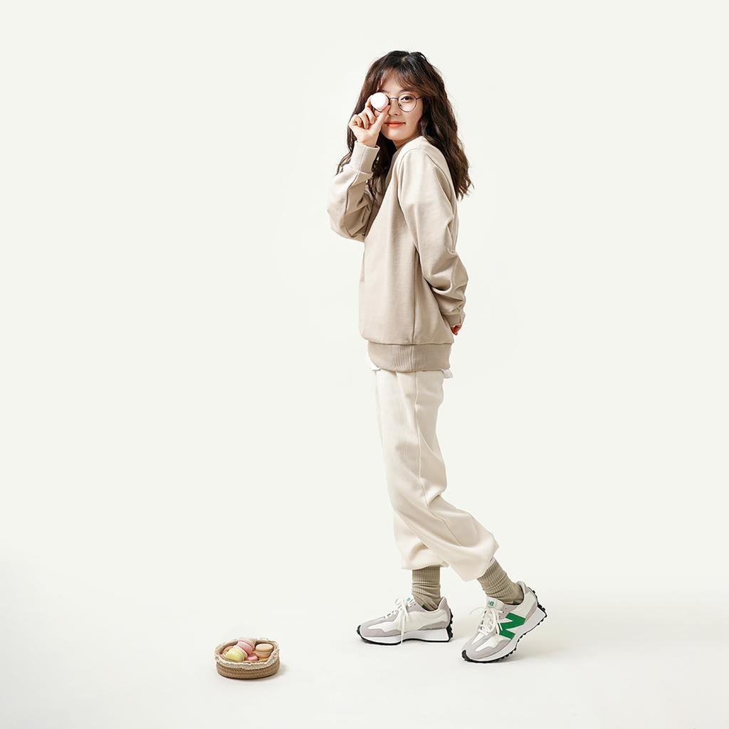 New Balance 327 Rain Cloud Varsity Green Women Sneakers White WS327LG