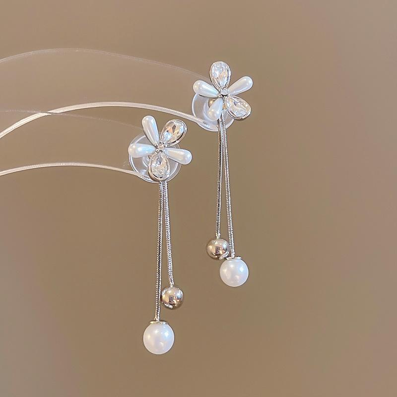 Серьги-кисточки из циркона и жемчуга «Серебряная игла» - Элегантный ретро-дизайн для женщин